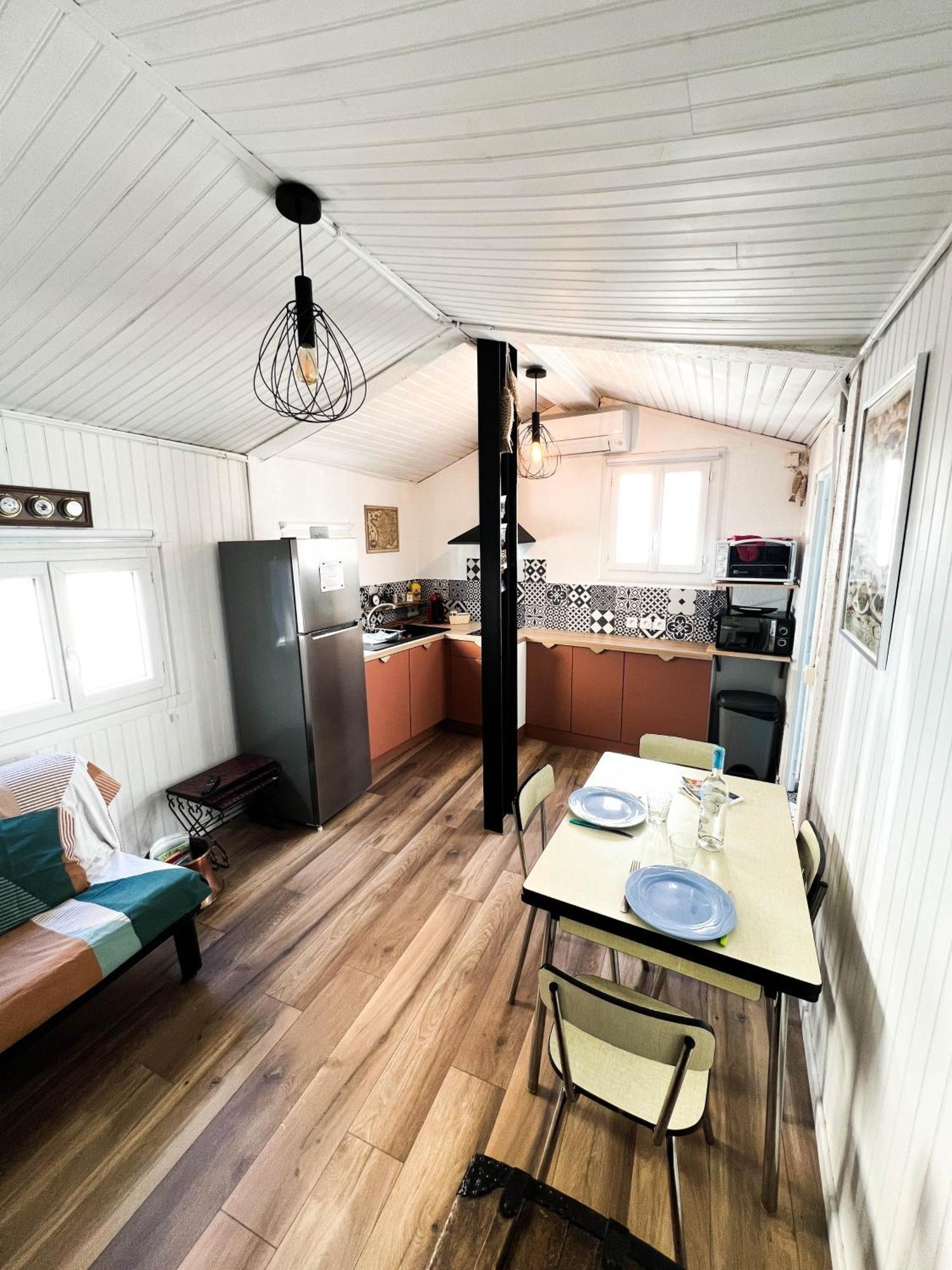 Maisonnette De Pecheur Chauffee Et Climatisee Port-la-Nouvelle Dış mekan fotoğraf